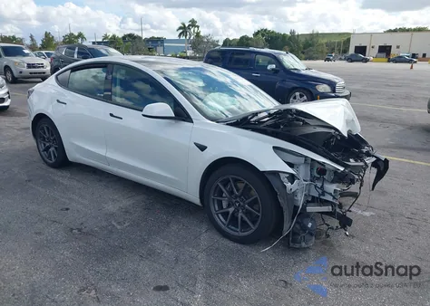 2023 Tesla Model 3 Rear-Wheel Drive z USA, uszkodzony, nr VIN 5YJ3E1EAXPF606066